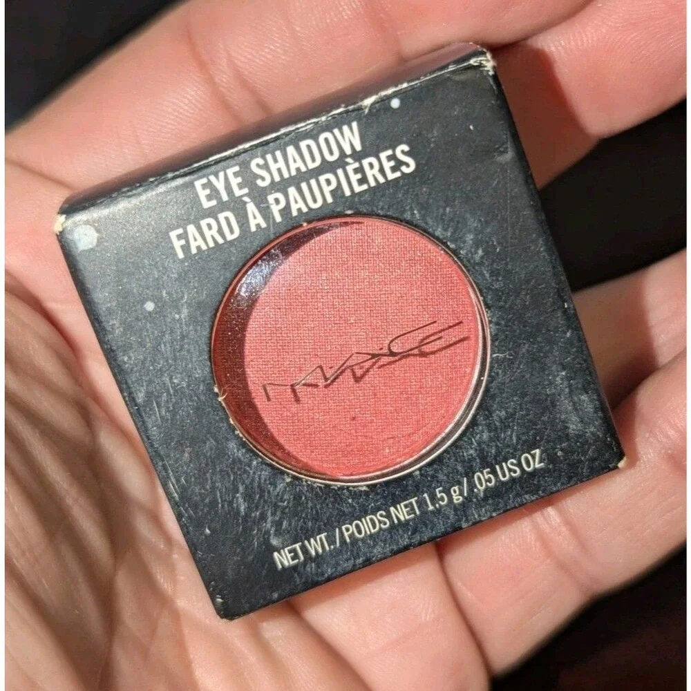 NEW MAC Eye Shadow in See Stars Frost Full Size New in Box 0.05 US oz
